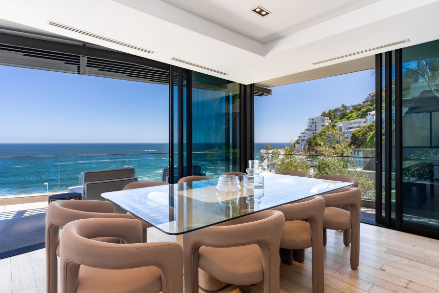 5 Bedroom Property for Sale in Clifton Western Cape